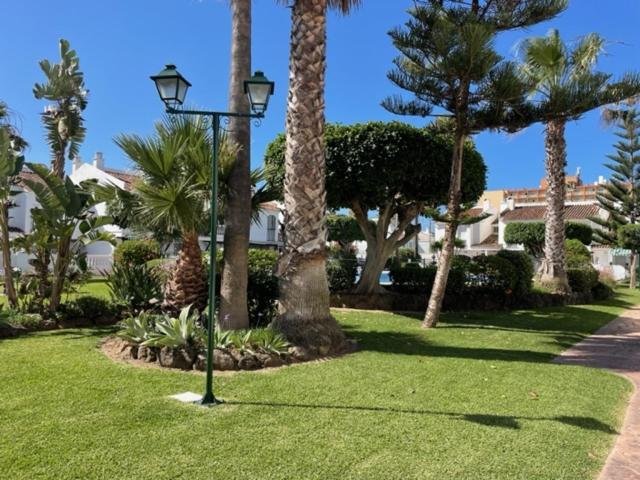 Malaga Chalet En Guadalmar Villa Buitenkant foto