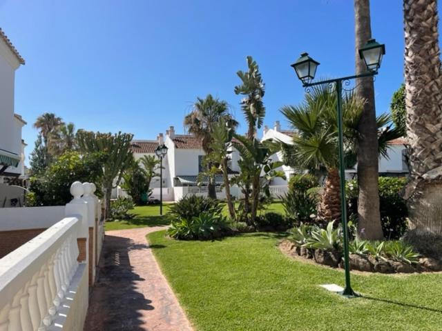 Malaga Chalet En Guadalmar Villa Buitenkant foto